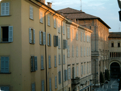 Scorcio del Palazzo del Municipio di Parma visto dallo Studio